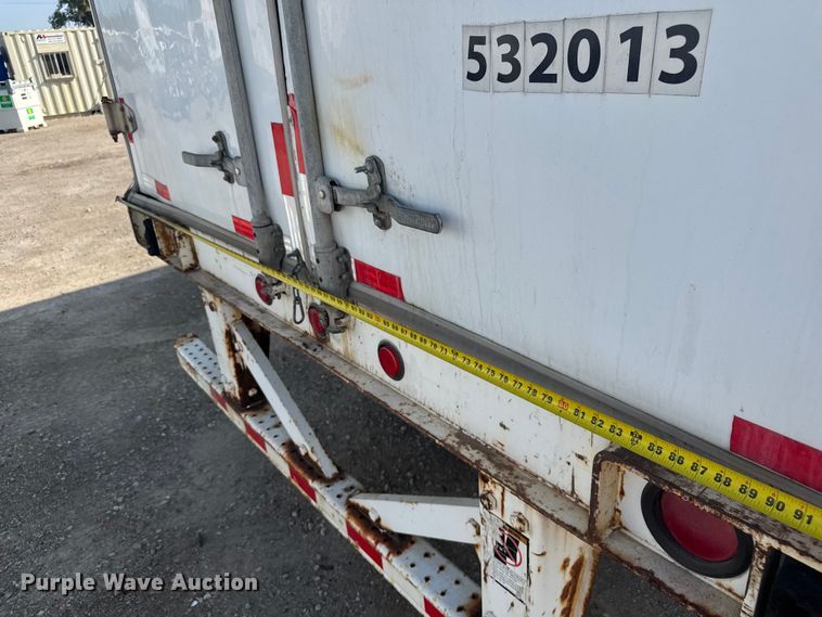 image for item EB8298 1999 Great Dane dry van trailer