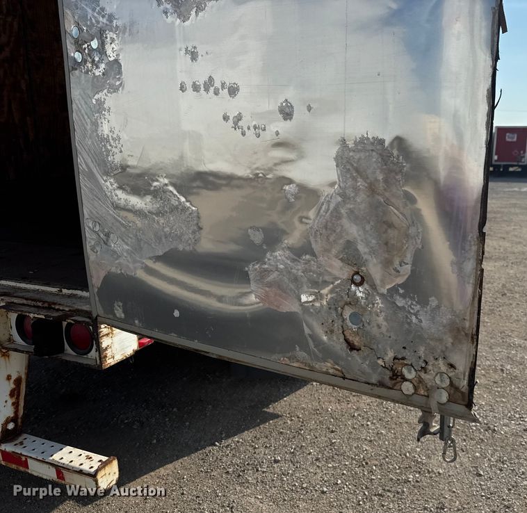 image for item EB8298 1999 Great Dane dry van trailer