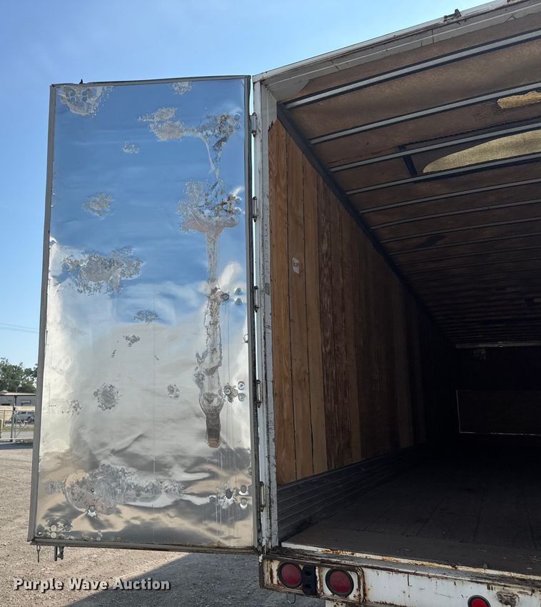 image for item EB8298 1999 Great Dane dry van trailer