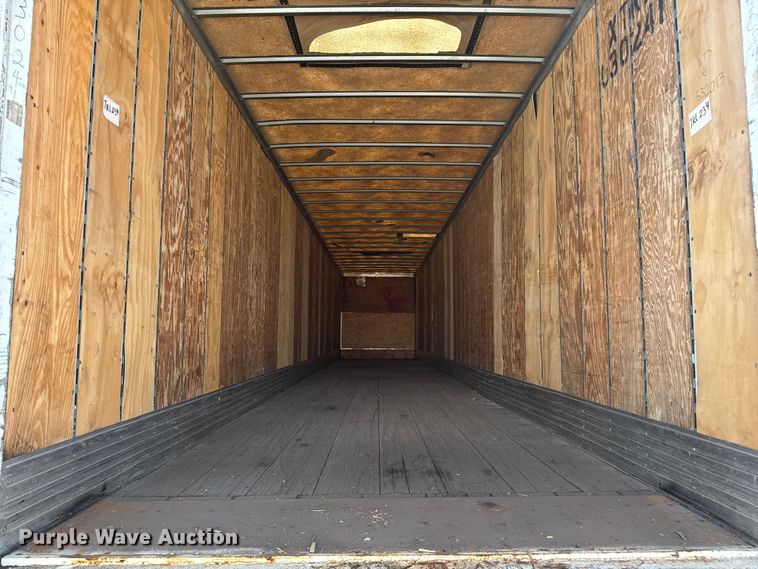 image for item EB8298 1999 Great Dane dry van trailer