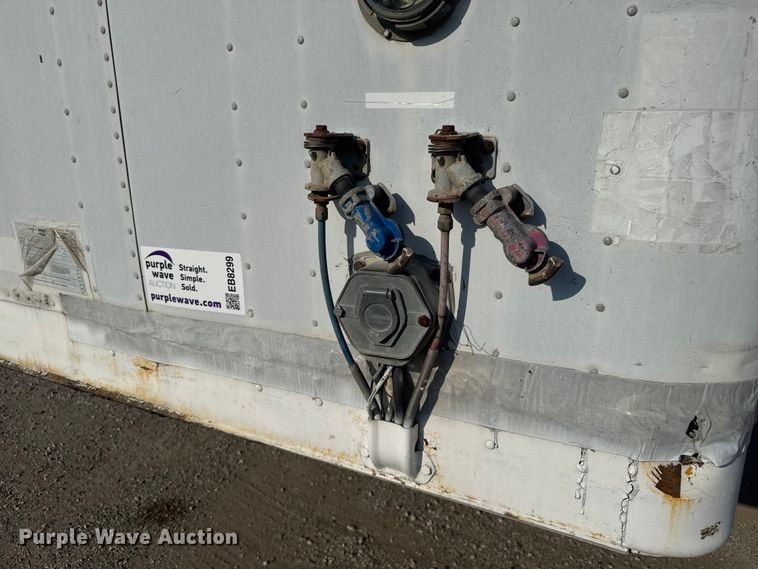 image for item EB8299 1999 Wabash dry van trailer