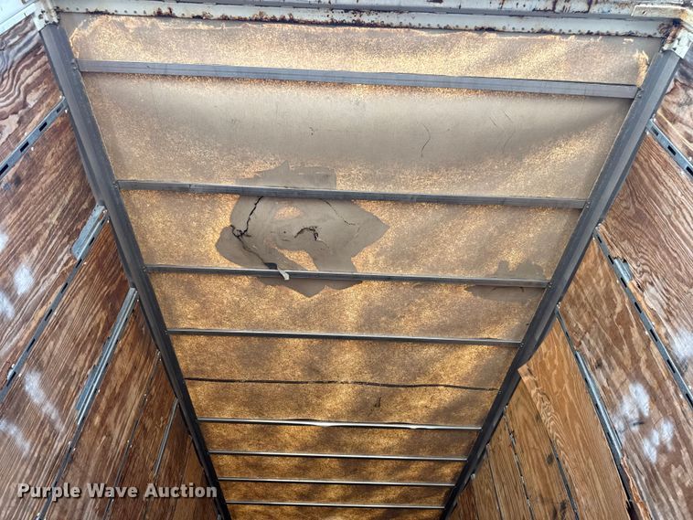 image for item EB8299 1999 Wabash dry van trailer