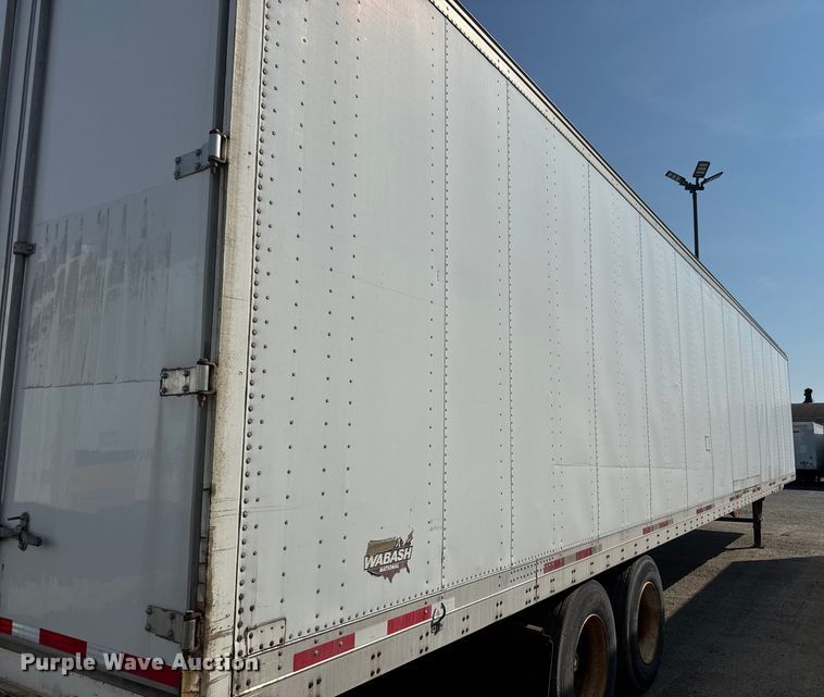 image for item EB8300 2000 Wabash dry van trailer