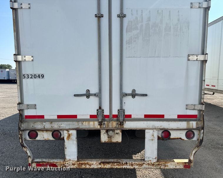 image for item EB8300 2000 Wabash dry van trailer