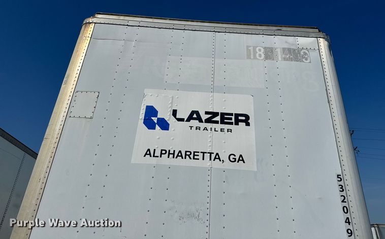 image for item EB8300 2000 Wabash dry van trailer