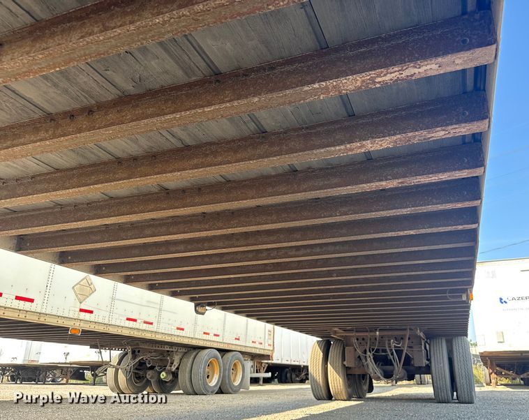 image for item EB8300 2000 Wabash dry van trailer