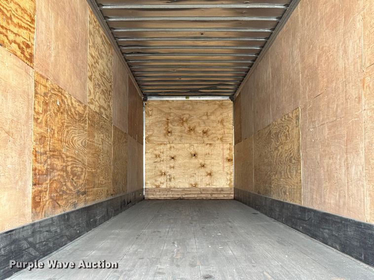 image for item EB8300 2000 Wabash dry van trailer