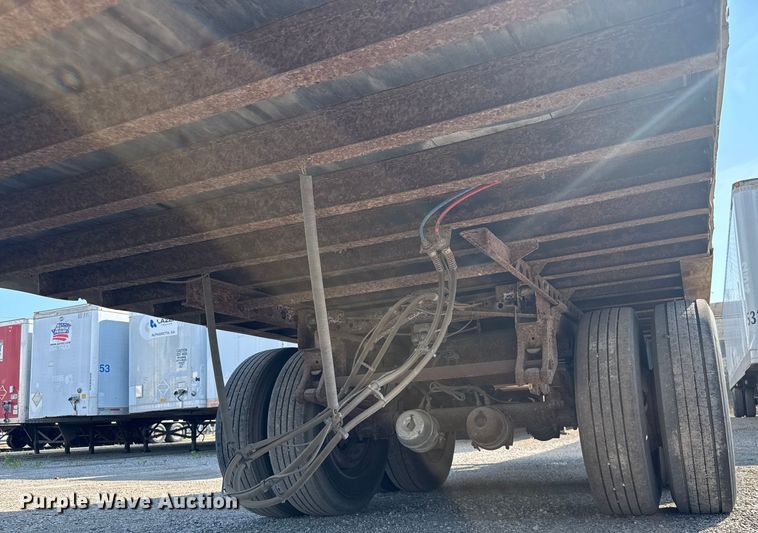 image for item EB8301 2002 Wabash  DVCVHPA dry van trailer