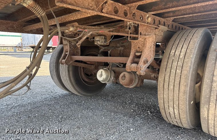 image for item EB8301 2002 Wabash  DVCVHPA dry van trailer