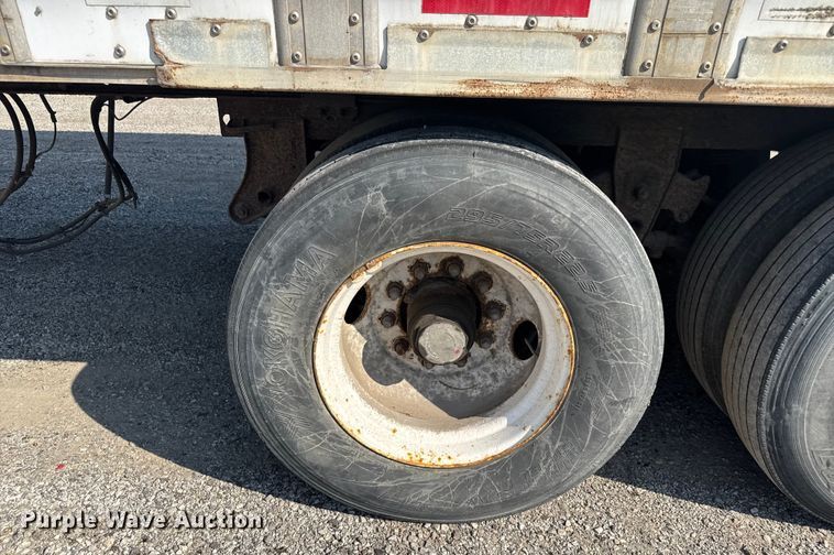 image for item EB8301 2002 Wabash  DVCVHPA dry van trailer