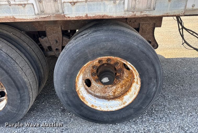 image for item EB8301 2002 Wabash  DVCVHPA dry van trailer