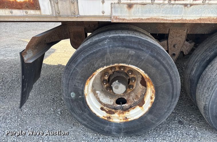image for item EB8301 2002 Wabash  DVCVHPA dry van trailer