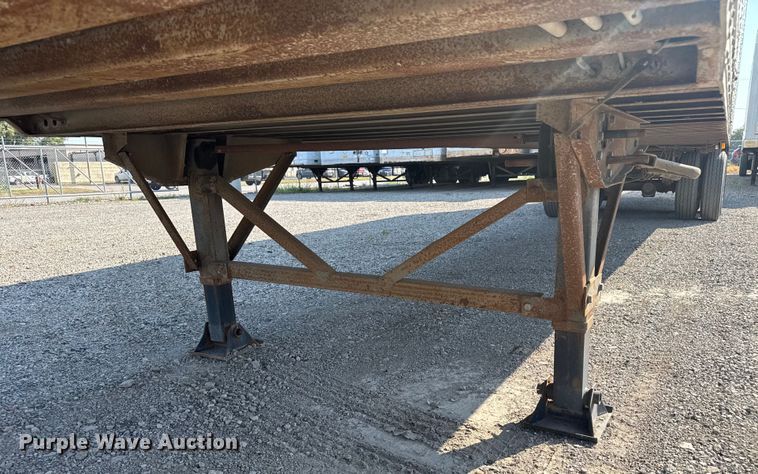 image for item EB8302 1999 Wabash DVCVHSA dry van trailer