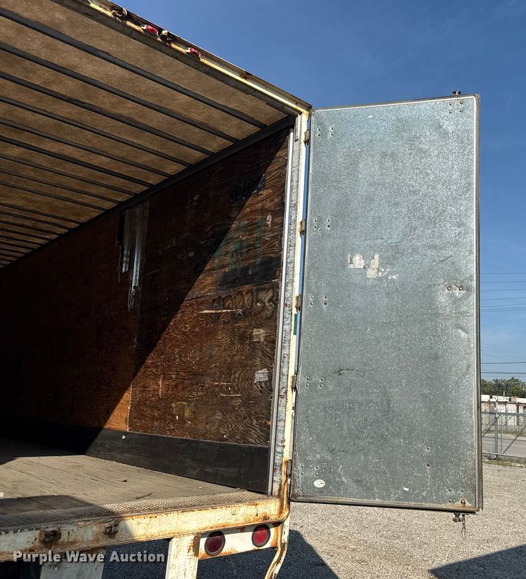 image for item EB8302 1999 Wabash DVCVHSA dry van trailer