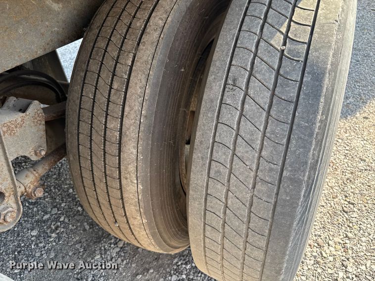 image for item EB8302 1999 Wabash DVCVHSA dry van trailer