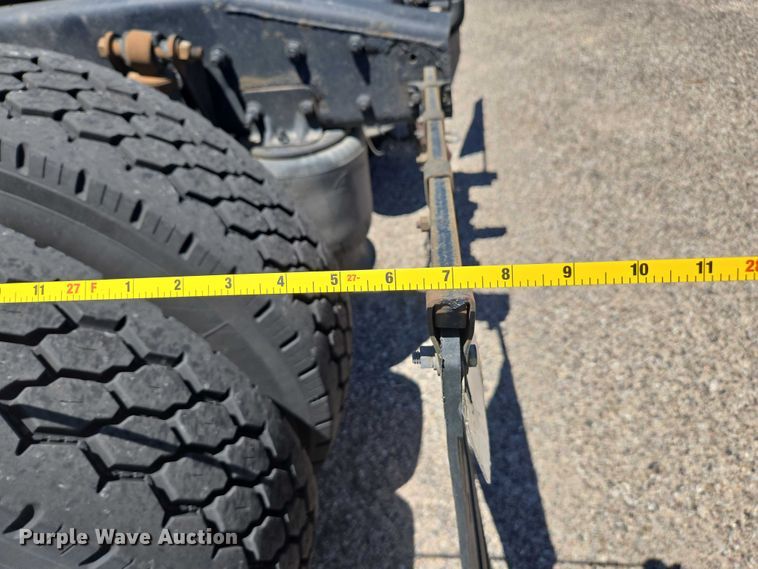 image for item EC1042 2016 Freightliner Cascadia 125 semi truck