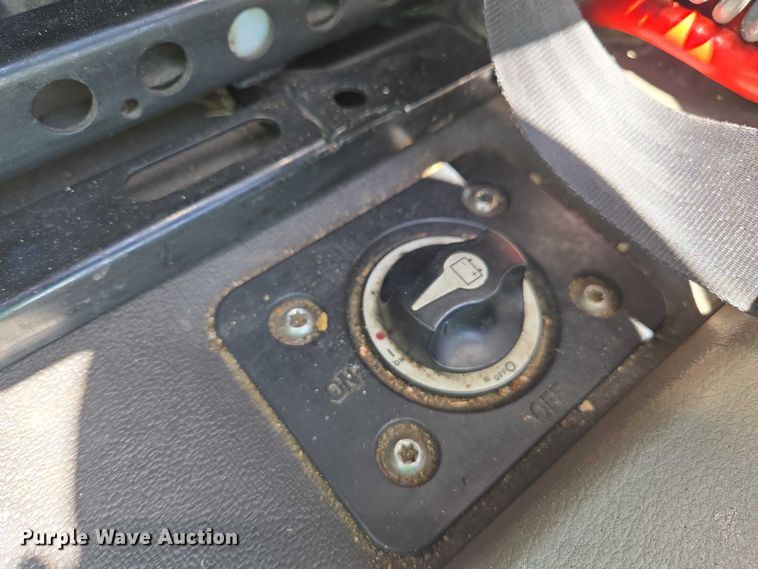 image for item EC1042 2016 Freightliner Cascadia 125 semi truck