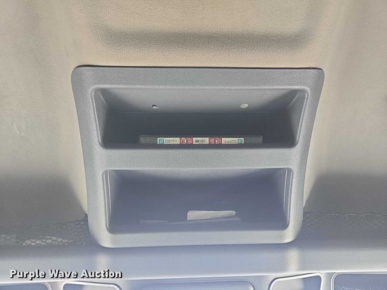 image for item EC1042 2016 Freightliner Cascadia 125 semi truck