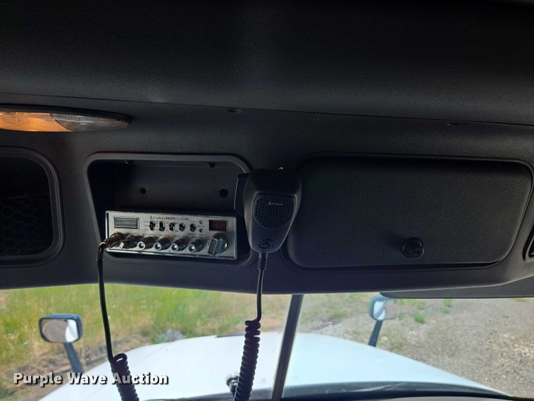 image for item EC1042 2016 Freightliner Cascadia 125 semi truck