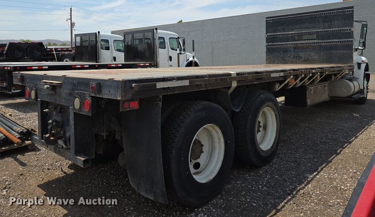 image for item EC1150 2009 International  4400 flatbed truck