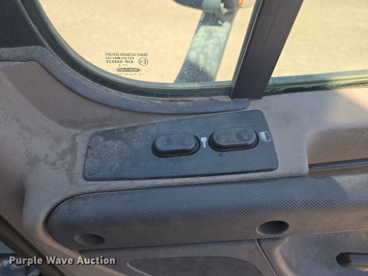 image for item EC1178 2014 Freightliner Cascadia semi truck