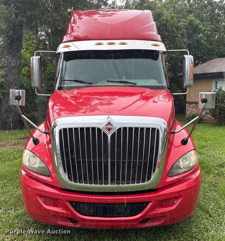 image for item EC3774 2017 International ProStar semi truck