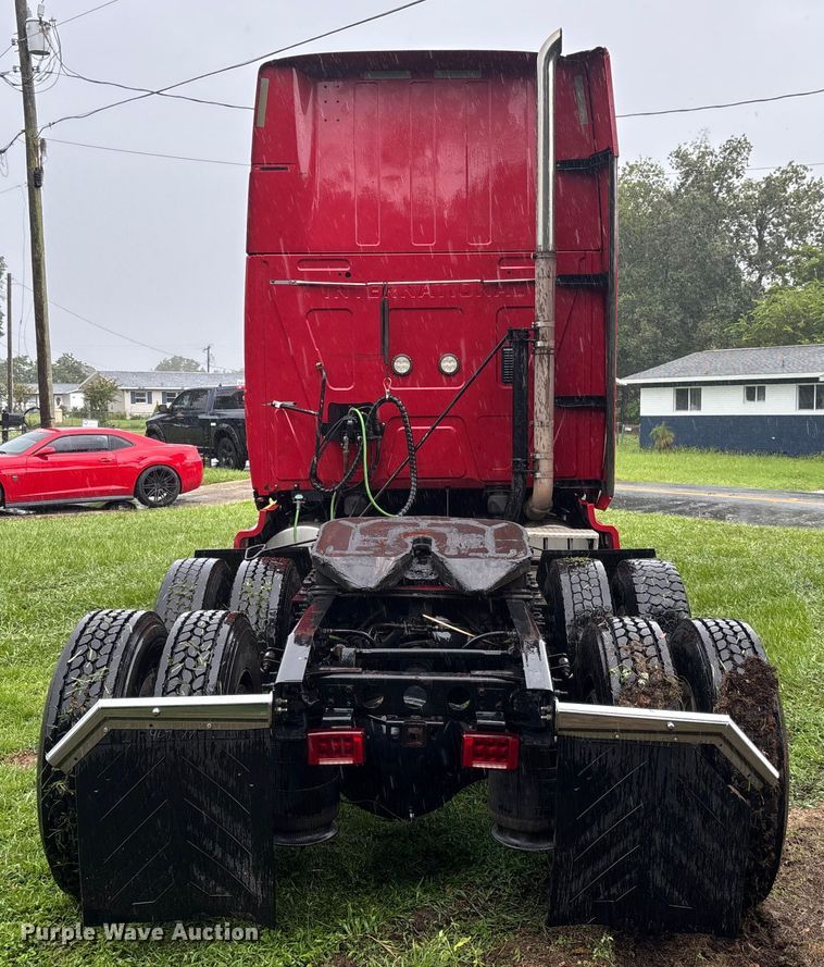 image for item EC3774 2017 International ProStar semi truck