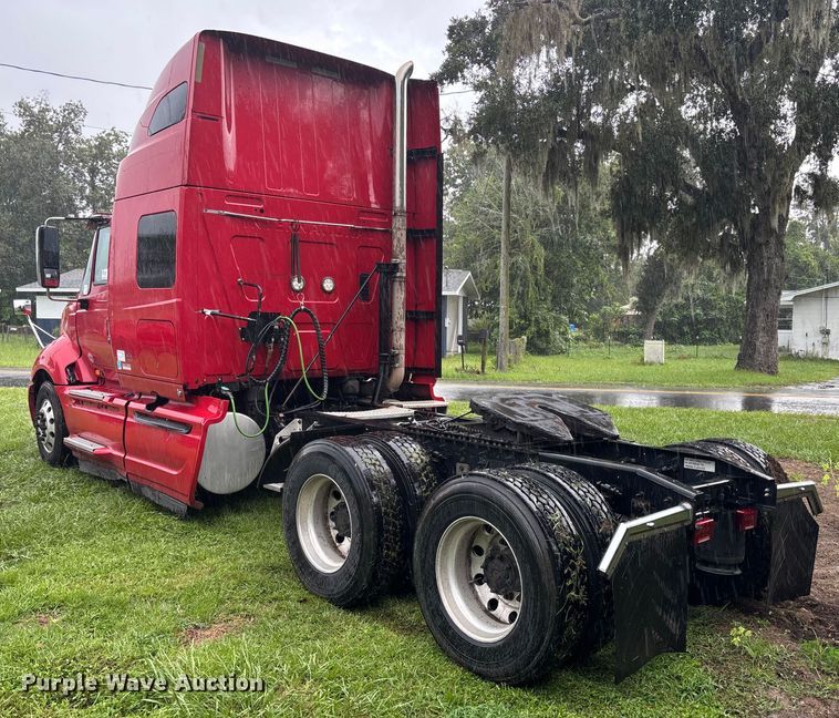 image for item EC3774 2017 International ProStar semi truck