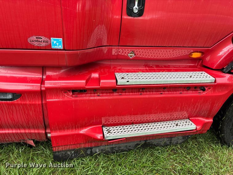 image for item EC3774 2017 International ProStar semi truck