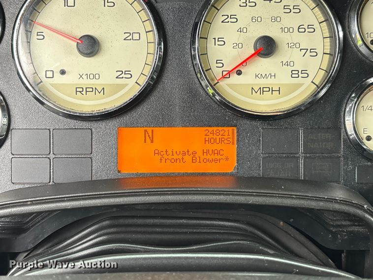 image for item EC3774 2017 International ProStar semi truck