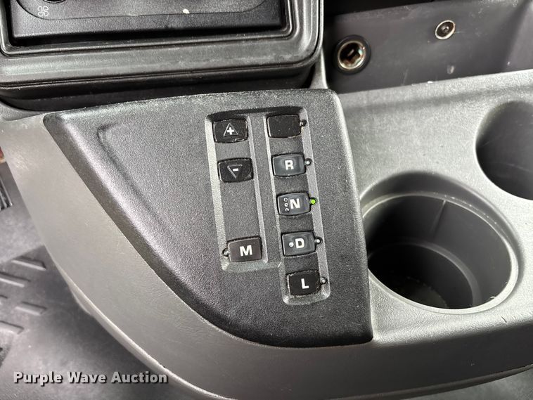 image for item EC3774 2017 International ProStar semi truck