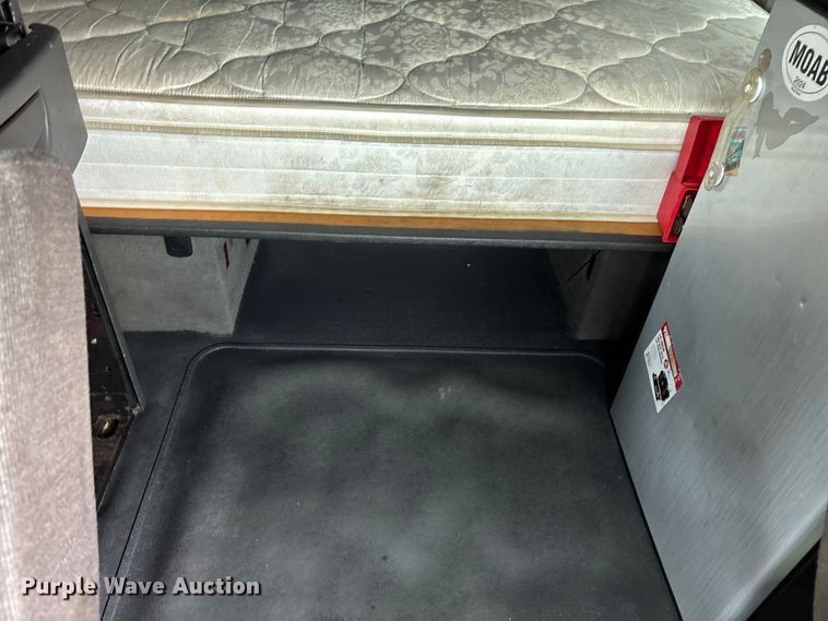 image for item EC3774 2017 International ProStar semi truck