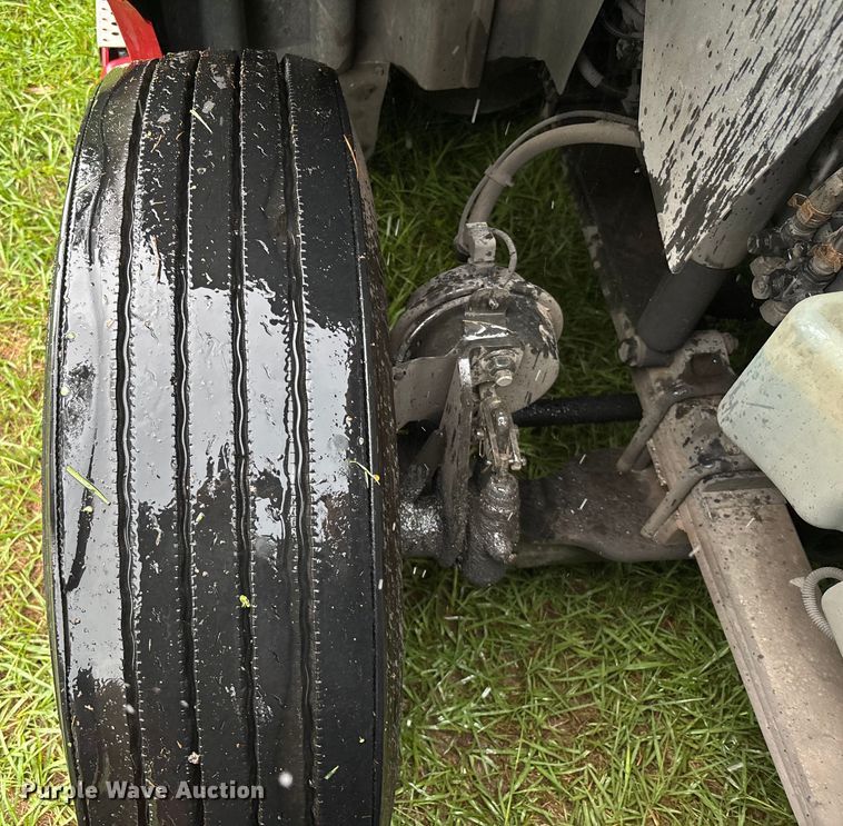 image for item EC3774 2017 International ProStar semi truck