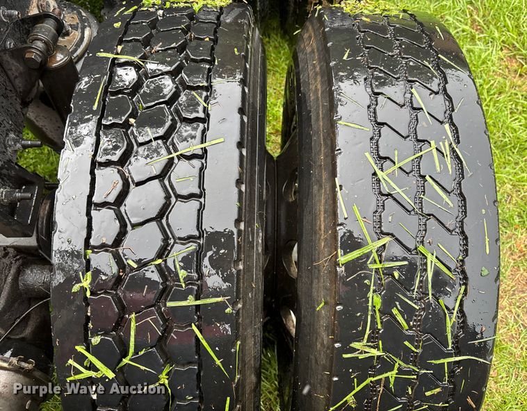 image for item EC3774 2017 International ProStar semi truck