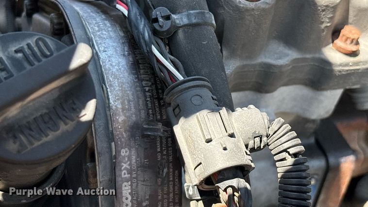 image for item ED2211 2012 Peterbilt 337 semi truck