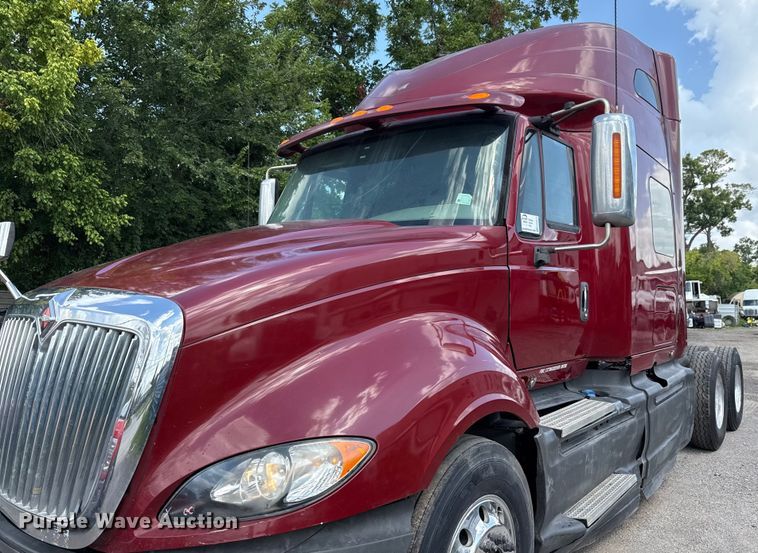 image for item ED5817 2015 International ProStar+ 122 semi truck