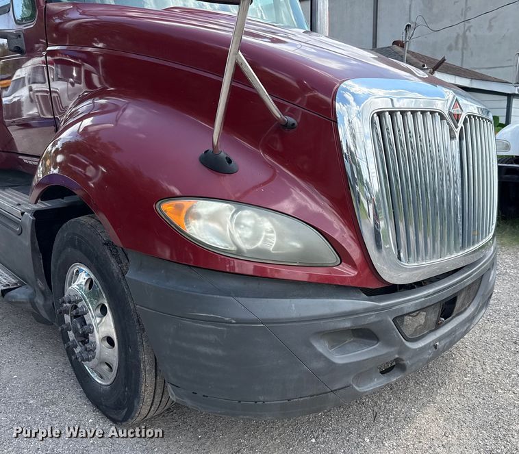 image for item ED5817 2015 International ProStar+ 122 semi truck