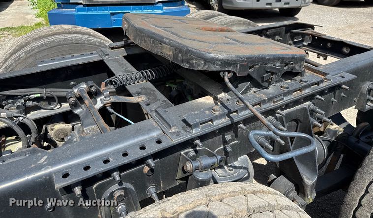 image for item ED5817 2015 International ProStar+ 122 semi truck