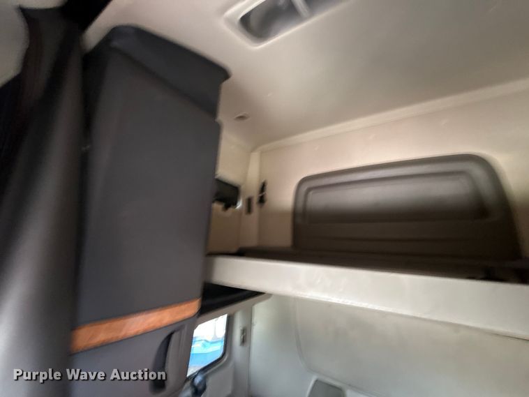 image for item ED5817 2015 International ProStar+ 122 semi truck