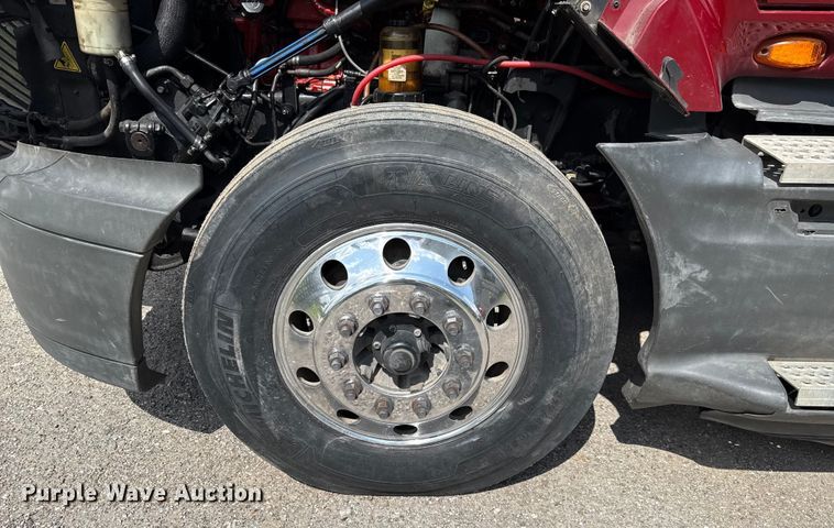 image for item ED5817 2015 International ProStar+ 122 semi truck