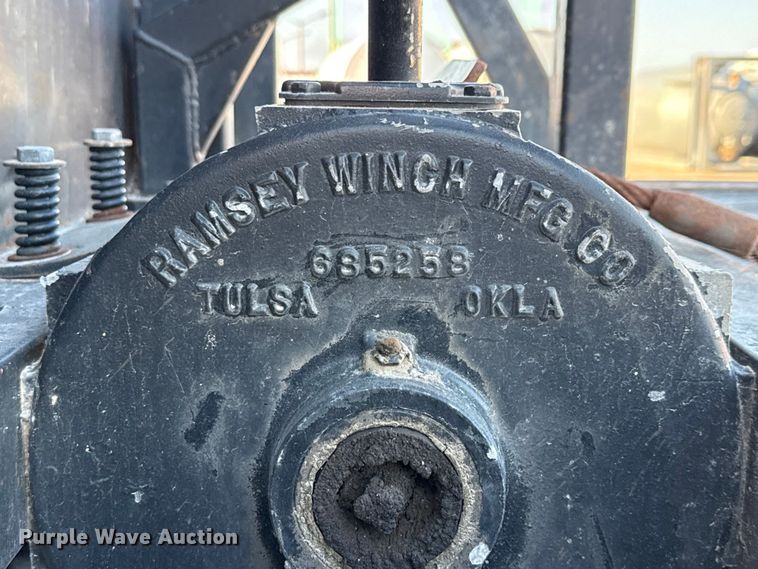 image for item ED5880 2011 Freightliner Business Class M2 rollback truck