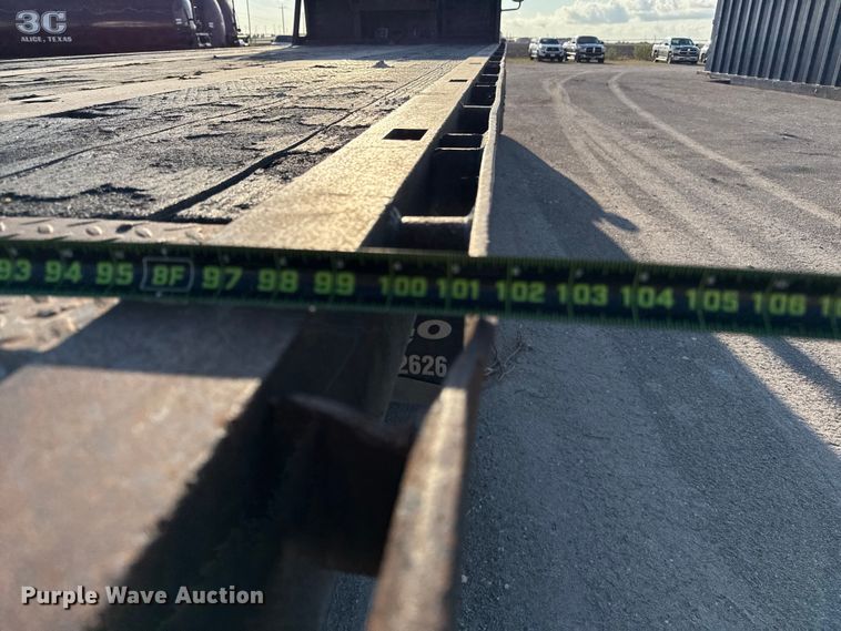 image for item ED5880 2011 Freightliner Business Class M2 rollback truck