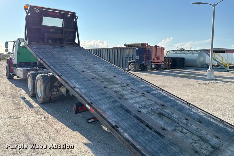 image for item ED5880 2011 Freightliner Business Class M2 rollback truck