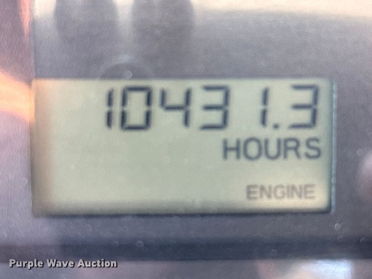 image for item ED5880 2011 Freightliner Business Class M2 rollback truck