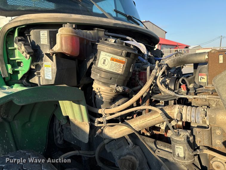 image for item ED5880 2011 Freightliner Business Class M2 rollback truck