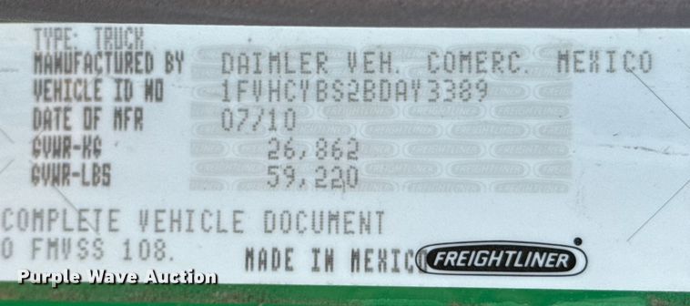 image for item ED5880 2011 Freightliner Business Class M2 rollback truck