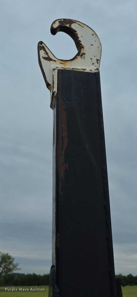 image for item EF3767 1998 Freightliner  FL112 hook lift truck