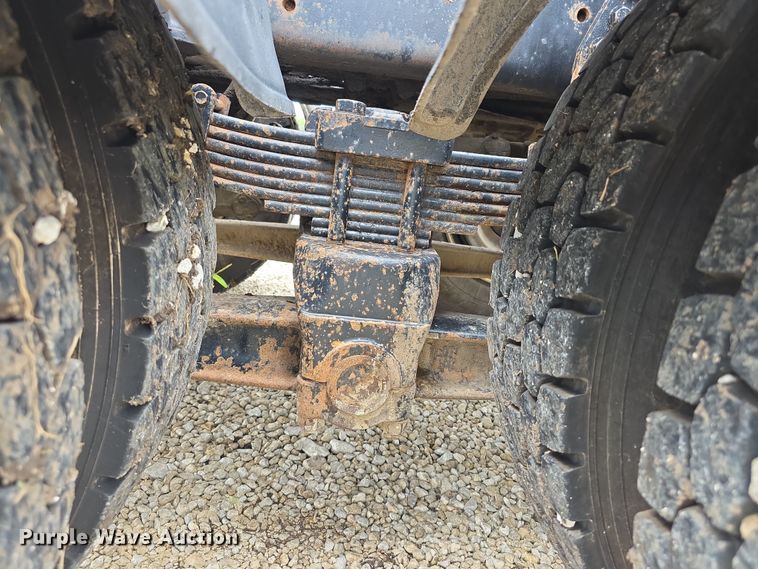 image for item EF3767 1998 Freightliner  FL112 hook lift truck