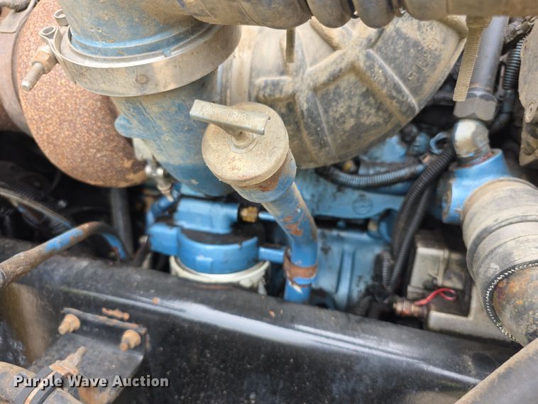 image for item EF3767 1998 Freightliner  FL112 hook lift truck