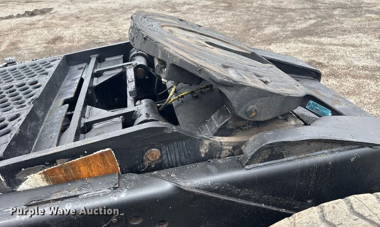 image for item EG5916 2011 Cargotec Solutions LLC yard truck